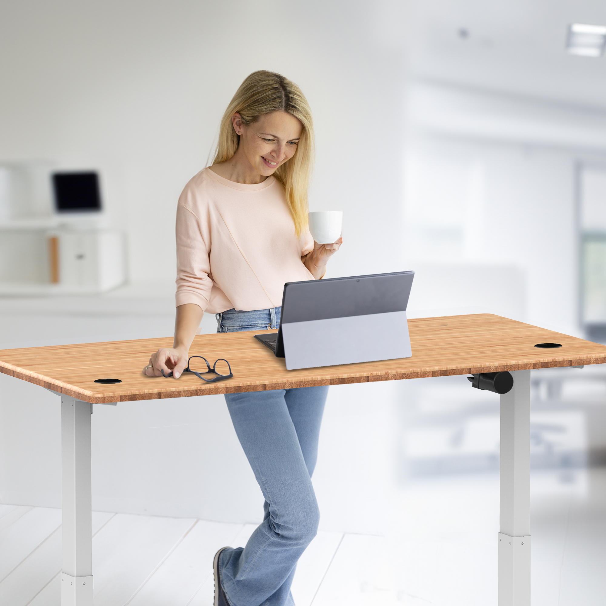 E-base elektrisch zit-sta bureau 140x70